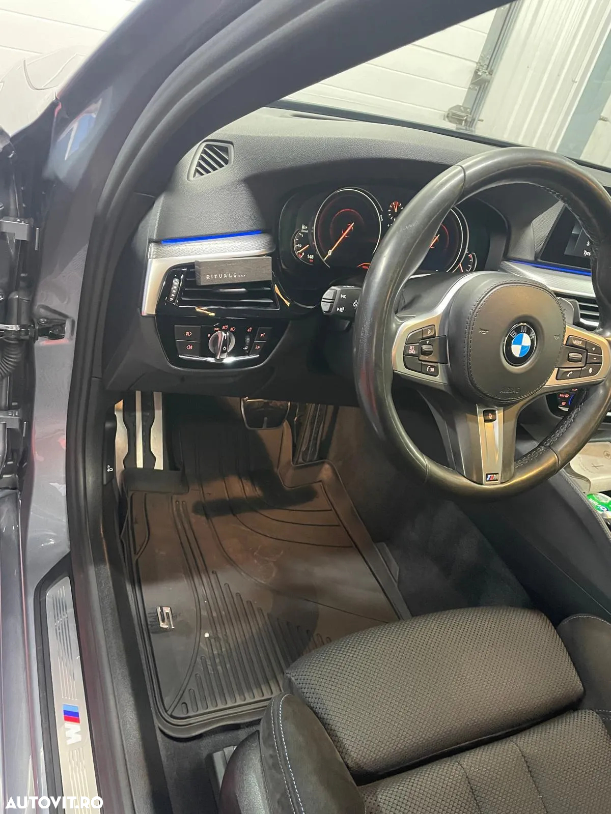 BMW Seria 5 520d xDrive AT - 3
