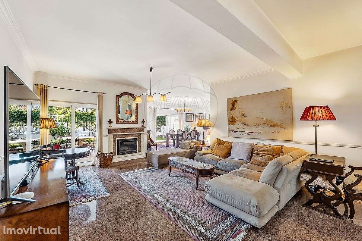 Moradia T5 para venda - Grande imagem: 2/45