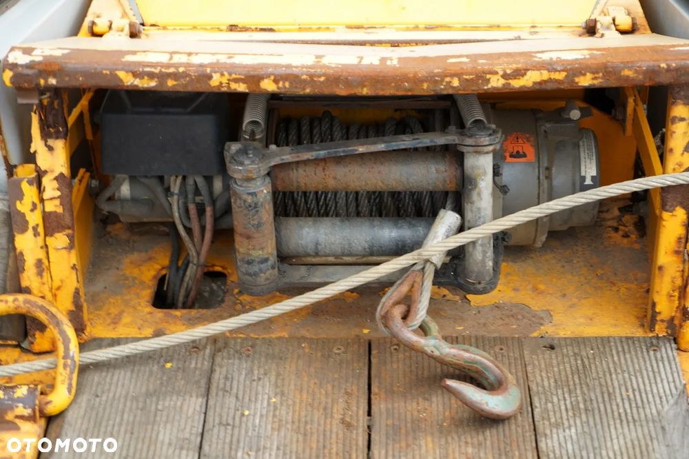 Castera AMC / NACZEPA LAWETA / NISKOPODWOZIOWA / 13,1 M / NAJAZDY HYDRAULICZNE / OŚ SKRĘTNA / WCIĄGARKA - 20