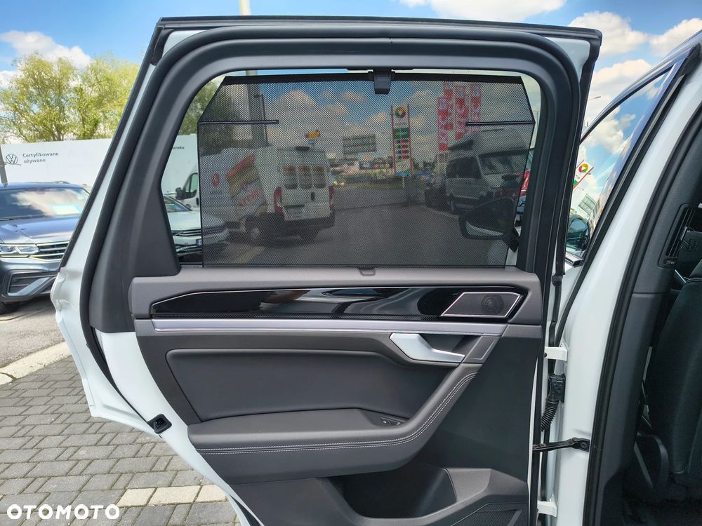 Volkswagen Touareg 3.0 V6 TDI 4Motion R-Line - 14