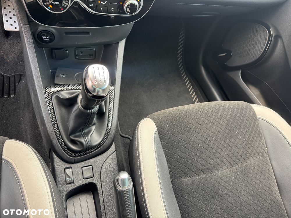 Renault Clio (Energy) TCe 90 Bose Edition - 16