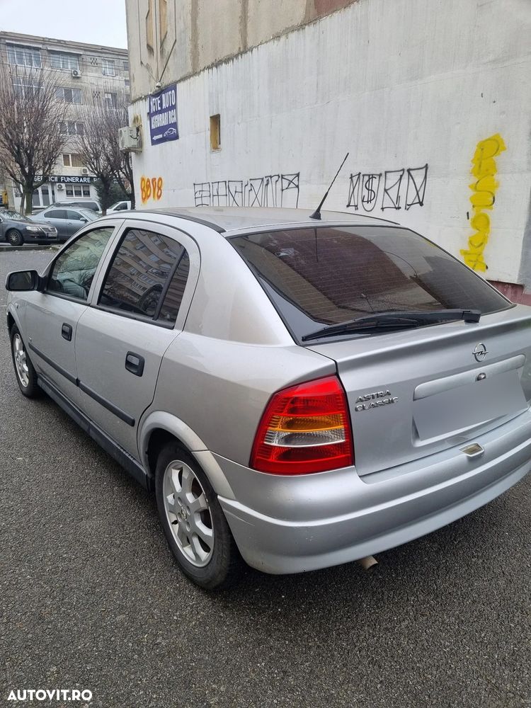 Opel Astra 1.4i Enjoy - 6