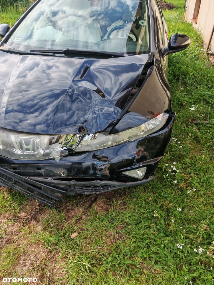 Honda Civic 1.8 Sport - 2