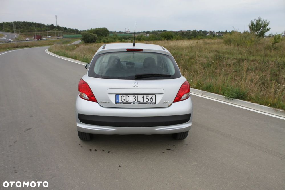 Peugeot 207 1.4 HDi Trendy Euro5 - 7