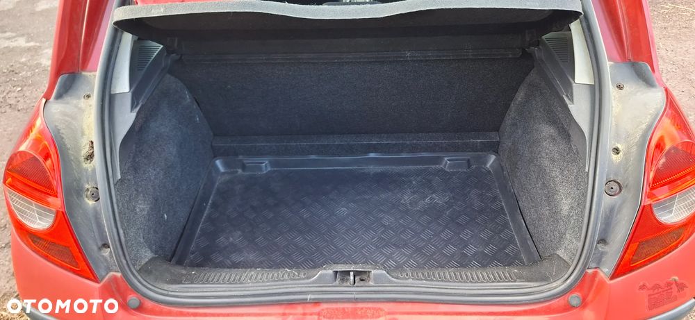 Renault Clio 1.2 16V Authentique - 5