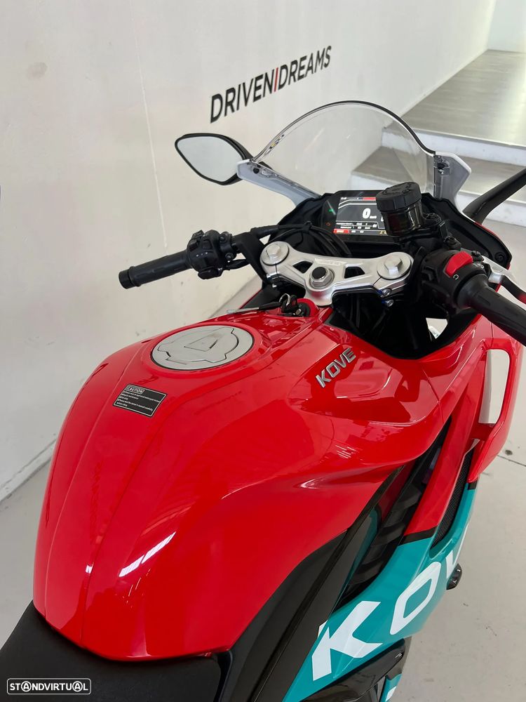 KOVE 350RR - CAMPEÃ MUNDIAL SUPERBIKES SSP300 2025 - 16