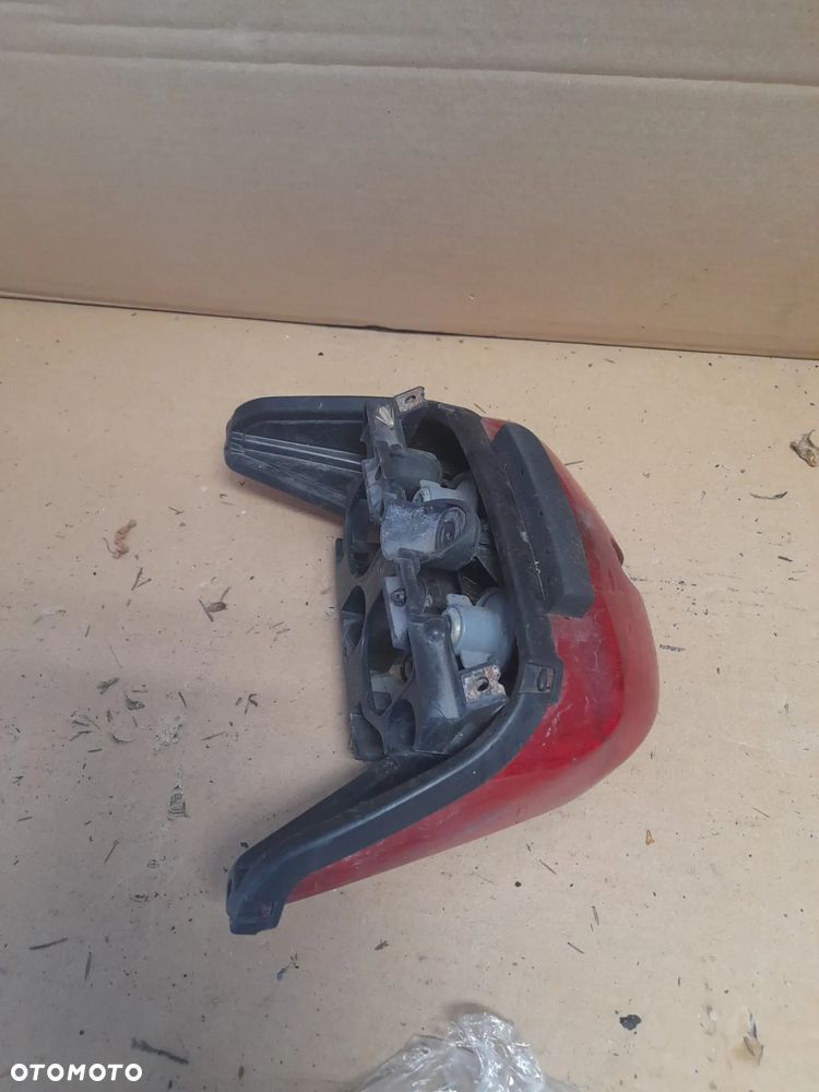 YAMAHA YZF-R6 600 RJ03 99-02 Lampa tył tylna - 3