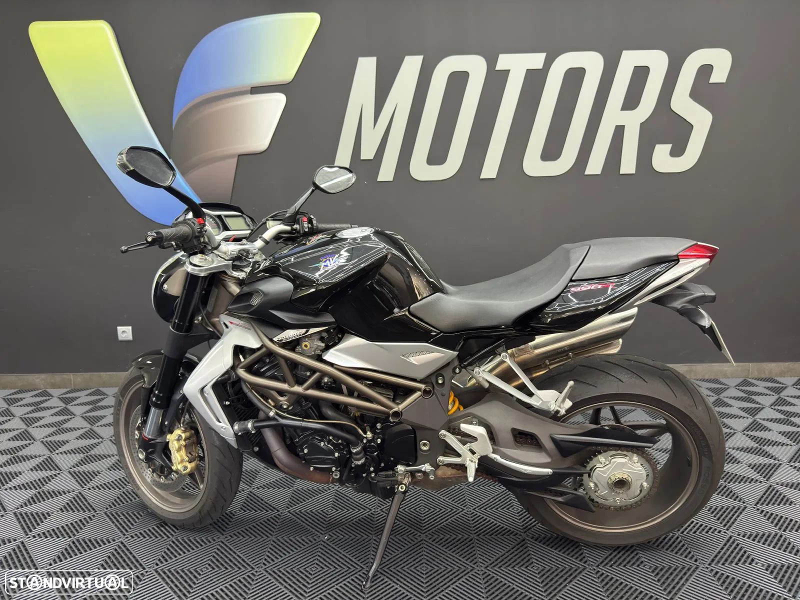 MV Agusta Brutale BRUTALE - 1