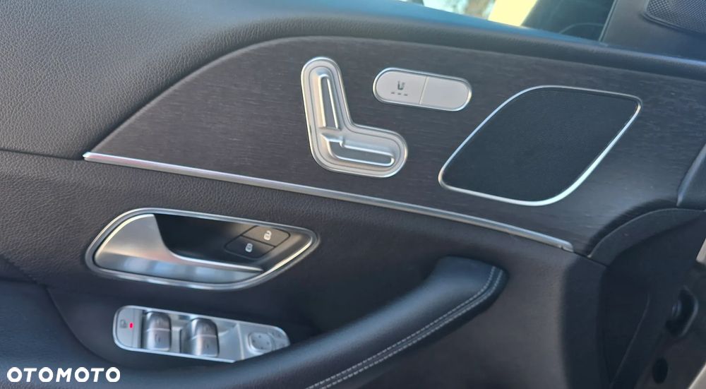 Mercedes-Benz GLE - 30