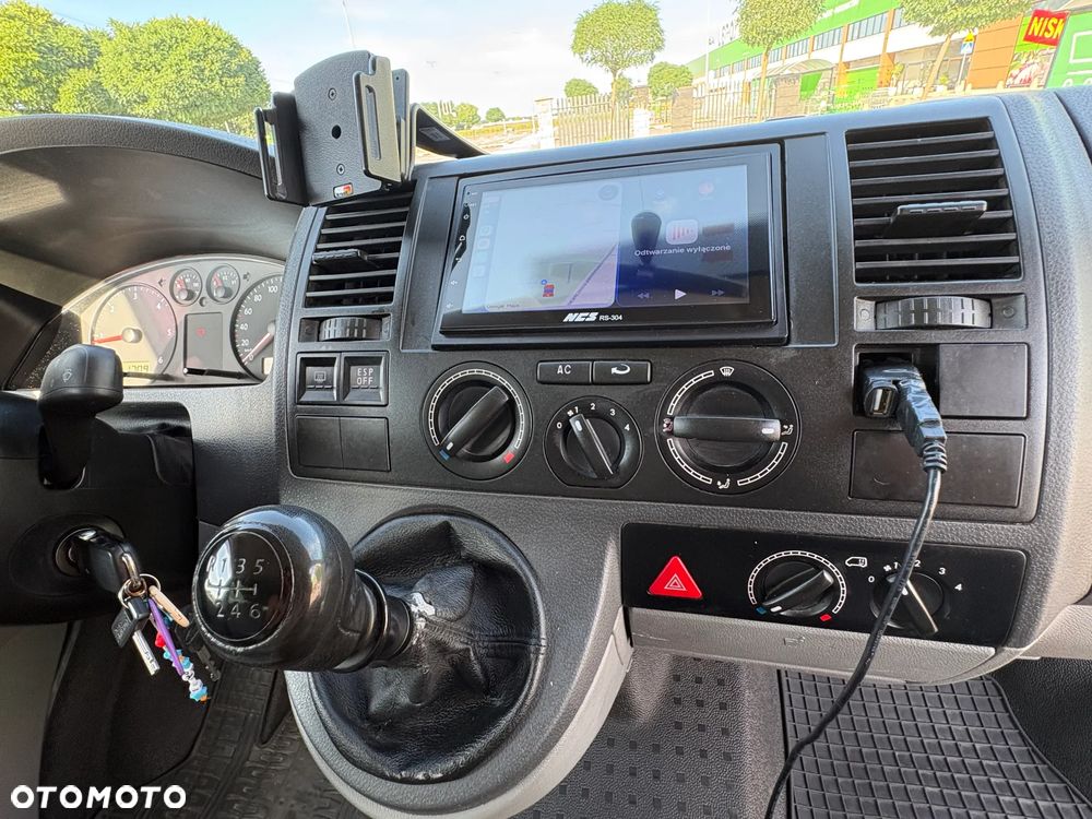Volkswagen Caravelle L1 - 14