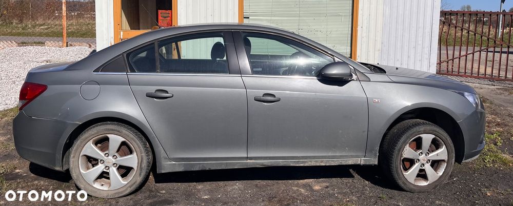 Chevrolet Cruze - 2