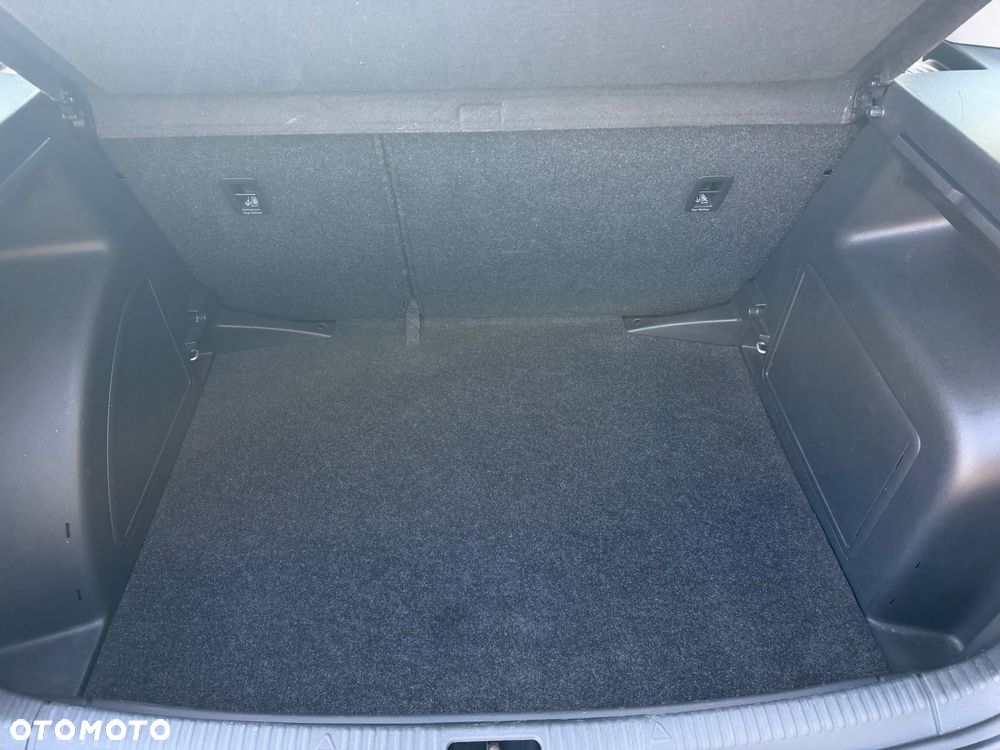 Skoda RAPID 1.2 TSI Ambition - 3