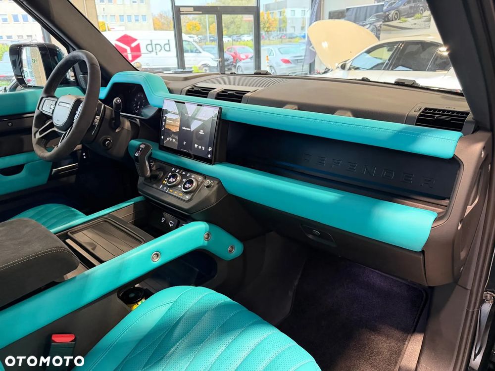 Land Rover Defender 5.0 P525 V8 - 23