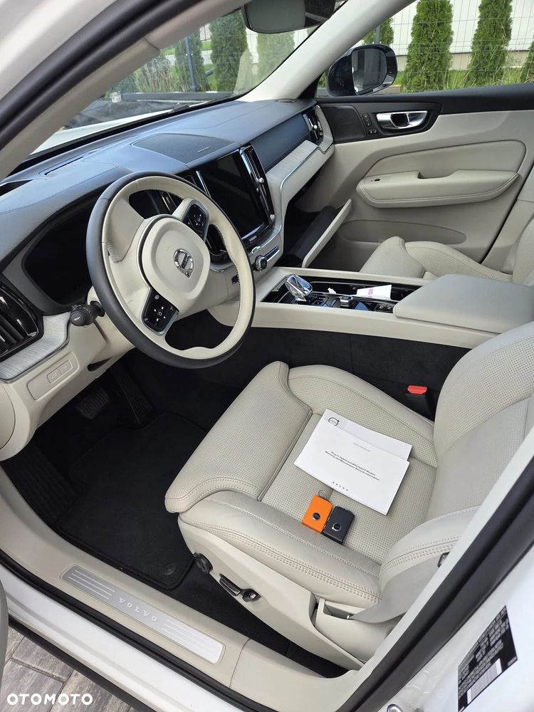 Volvo XC 60 - 16