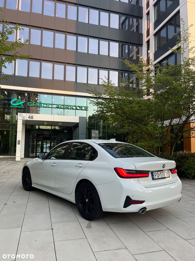 BMW Seria 3 318d - 2