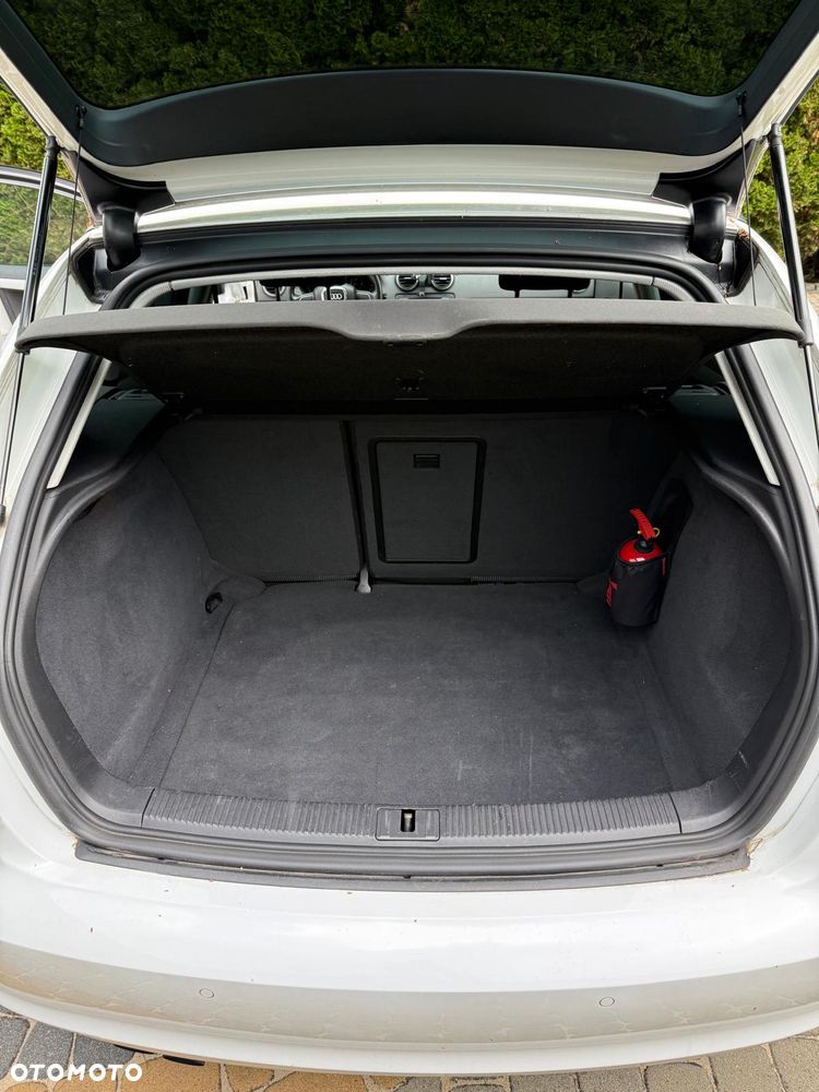 Audi A3 Sportback 1.4 TFSI Attraction - 17