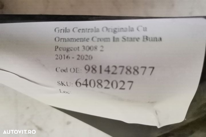 Grila Centrala Originala Cu Ornamente Crom In Stare Buna Peugeot 3008 - 7