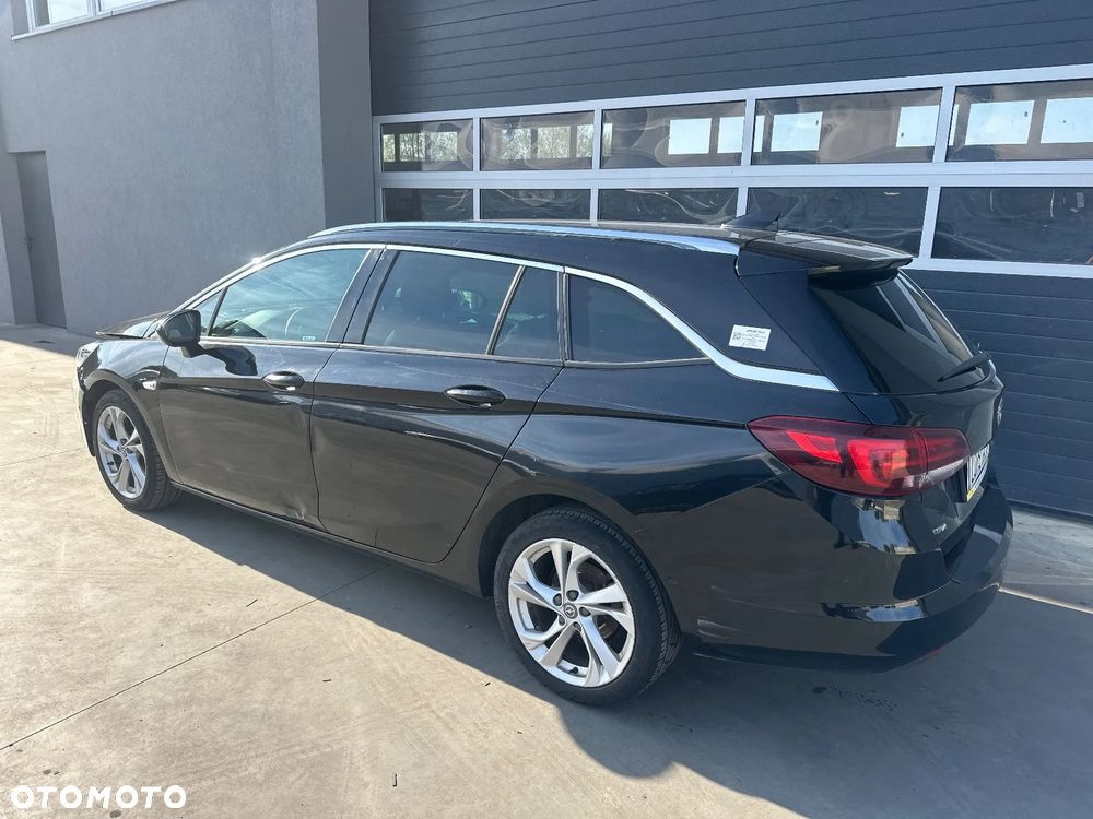 Opel Astra 1.4 T Dynamic - 4