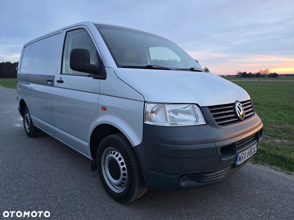 Volkswagen Transporter - 9