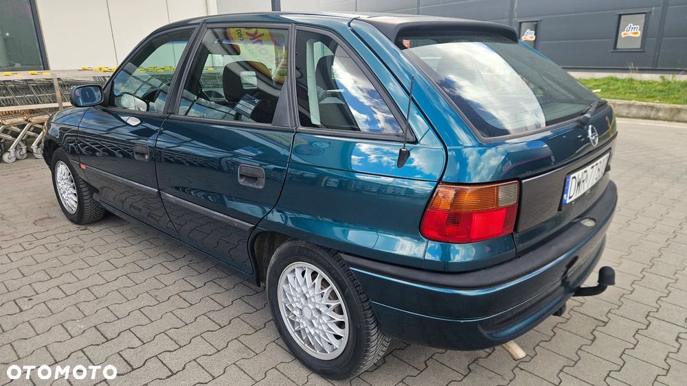 Opel Astra 1.6 16V Dream - 16