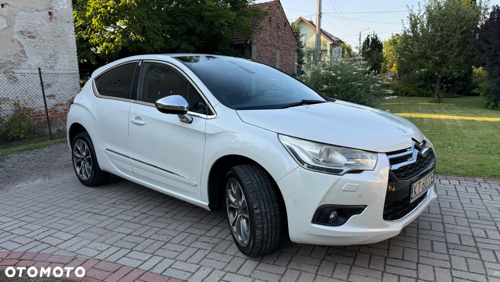 Citroën DS4 2.0 HDi SportChic - 1