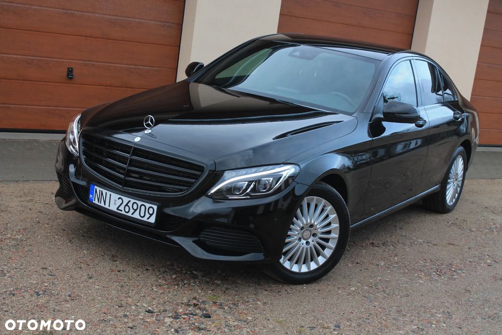 Mercedes-Benz Klasa C 200 4-Matic 9G-TRONIC - 1