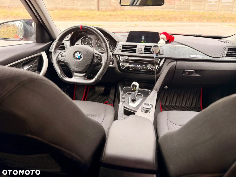 BMW Seria 3 316d Sport Line Shadow - 24