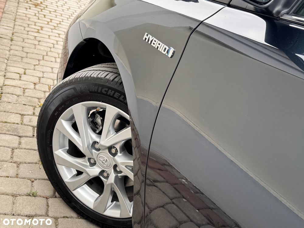 Toyota Auris - 11