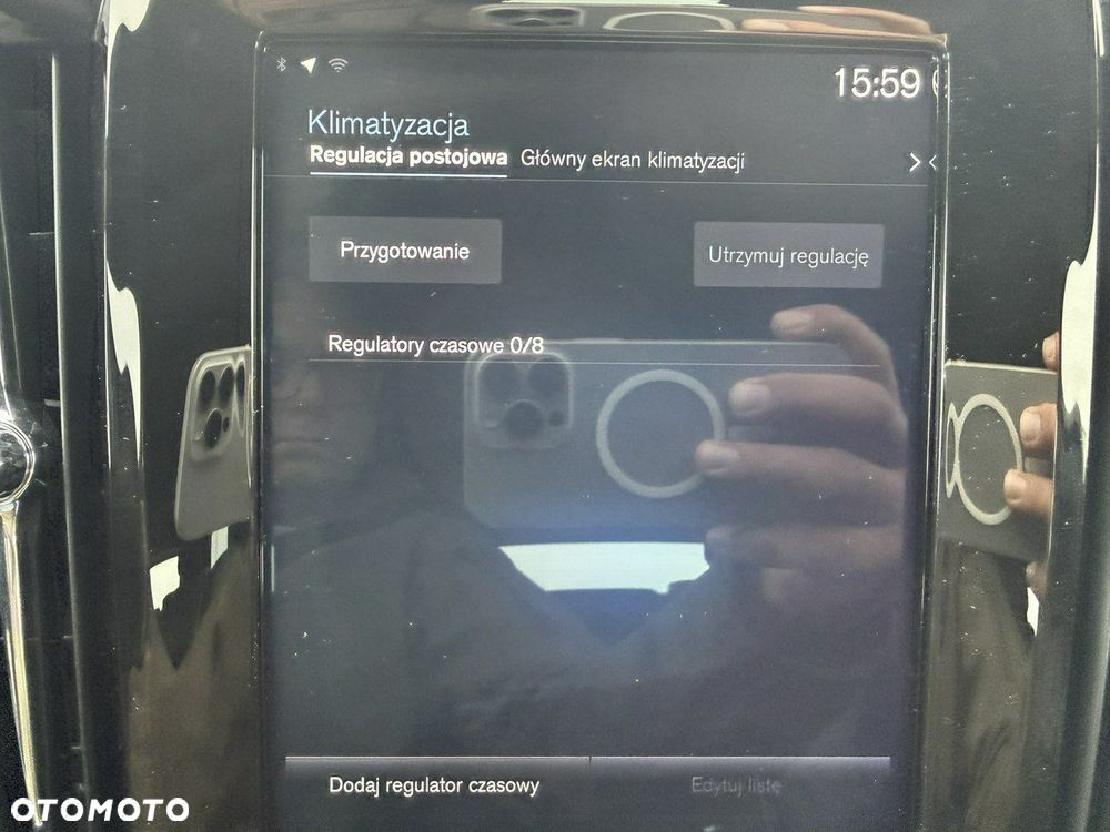 Volvo V90 D4 R-Design - 29