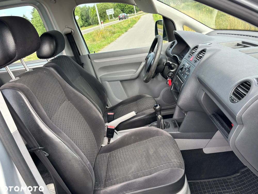 Volkswagen Caddy Life - 11