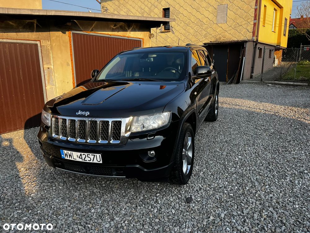 Jeep Grand Cherokee - 13