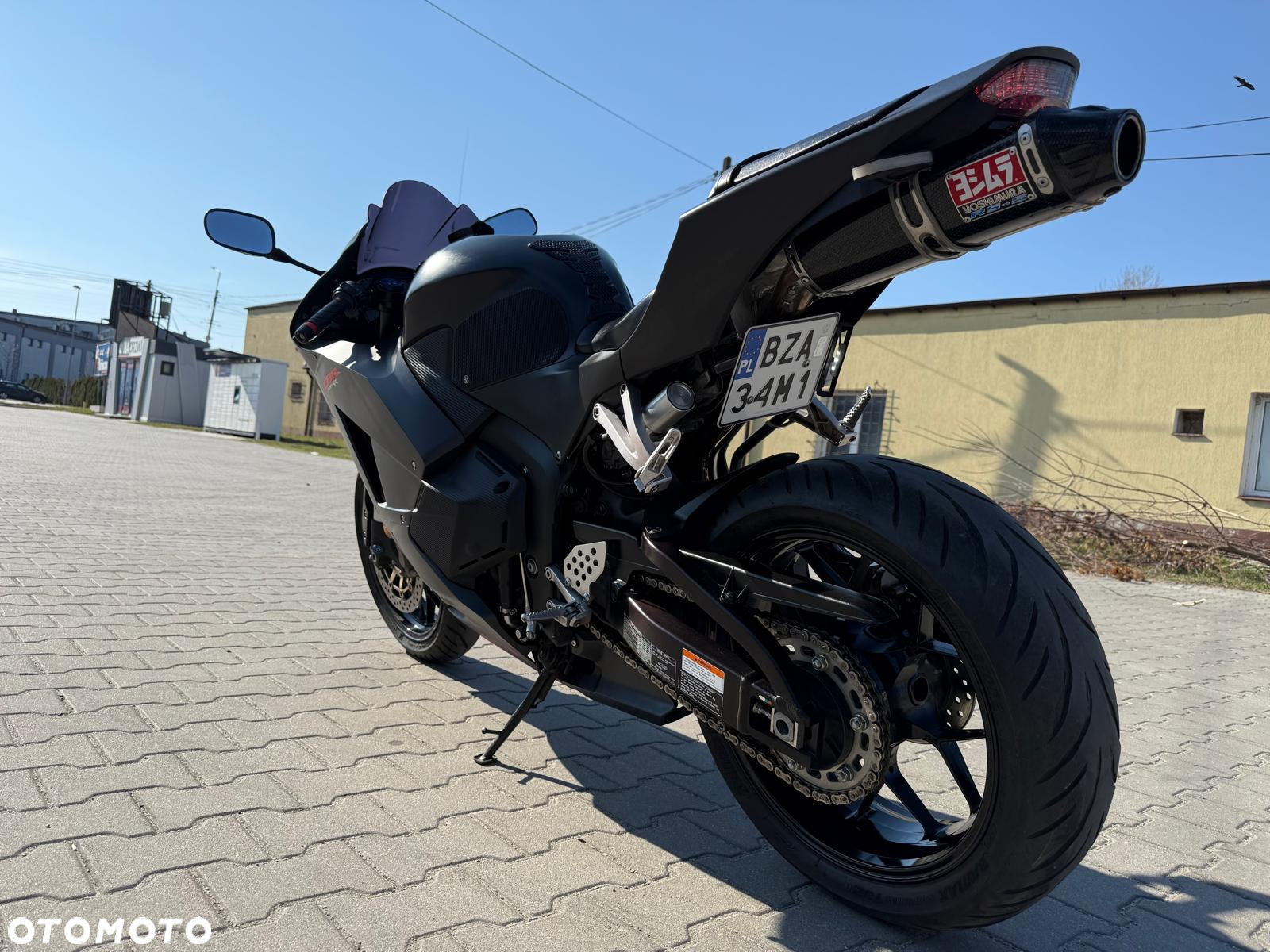 Honda CBR - 3