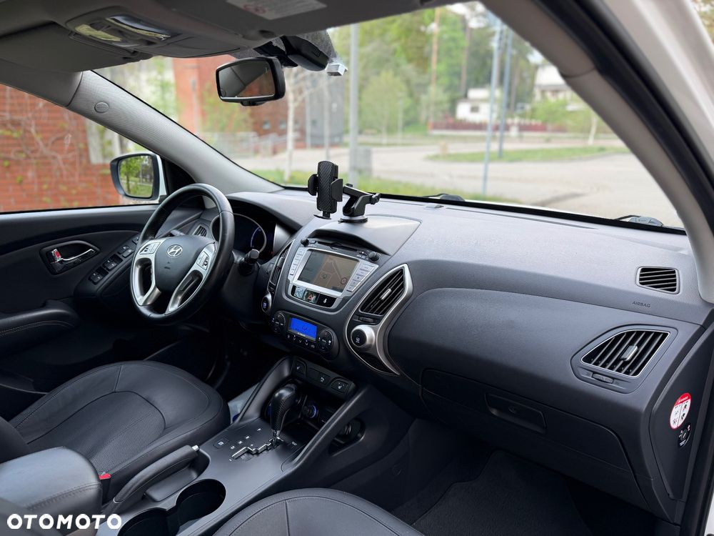 Hyundai ix35 2.0 CRDi 4WD Automatik Premium - 19
