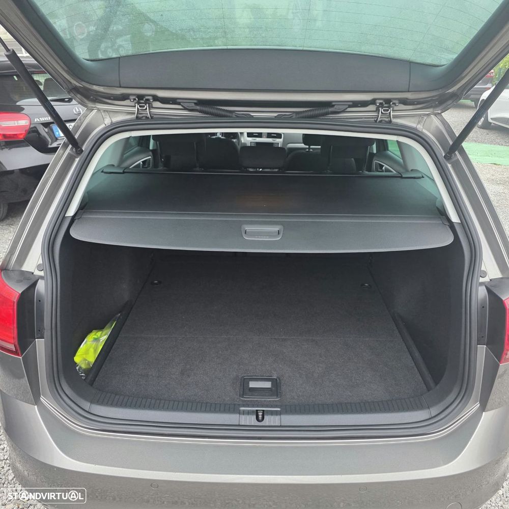 VW Golf Variant 1.6 TDi GPS Edition - 34