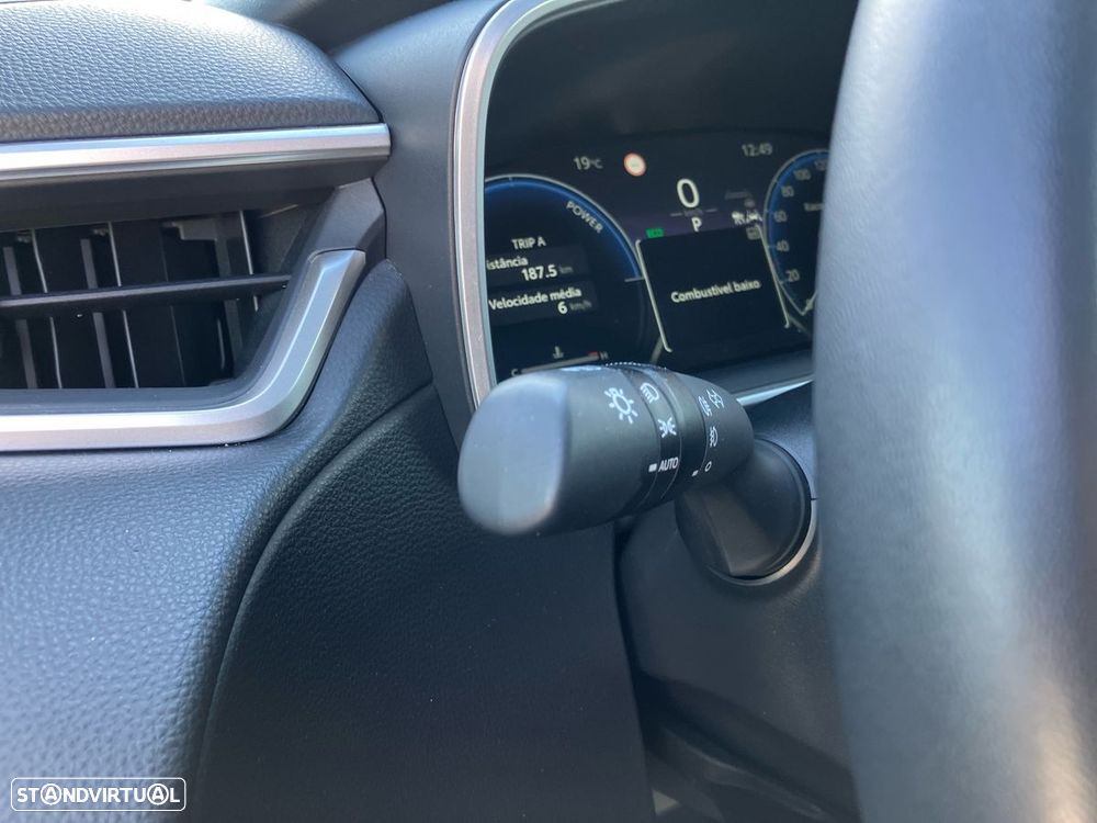 Toyota Corolla Cross 1.8 Hybrid Exclusive - 31