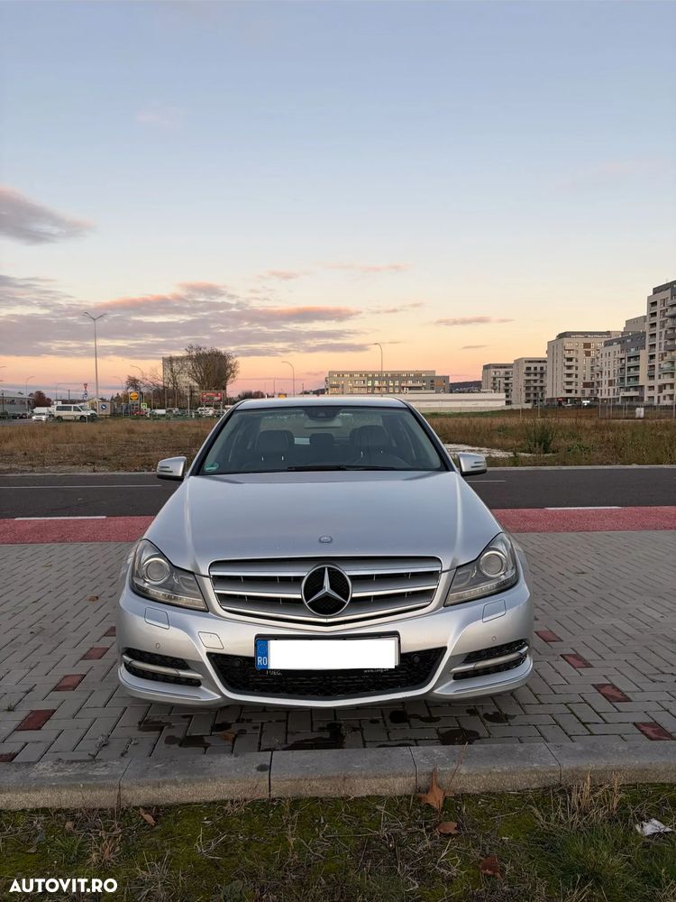 Mercedes-Benz C - 14