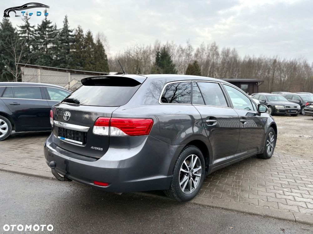 Toyota Avensis 2.0 D-4D Sol plus+NAVI - 16