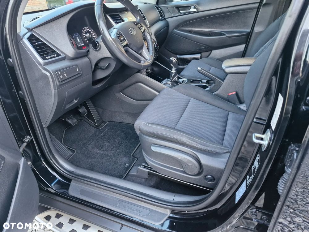 Hyundai Tucson 1.6 T-GDI Style 4WD - 27