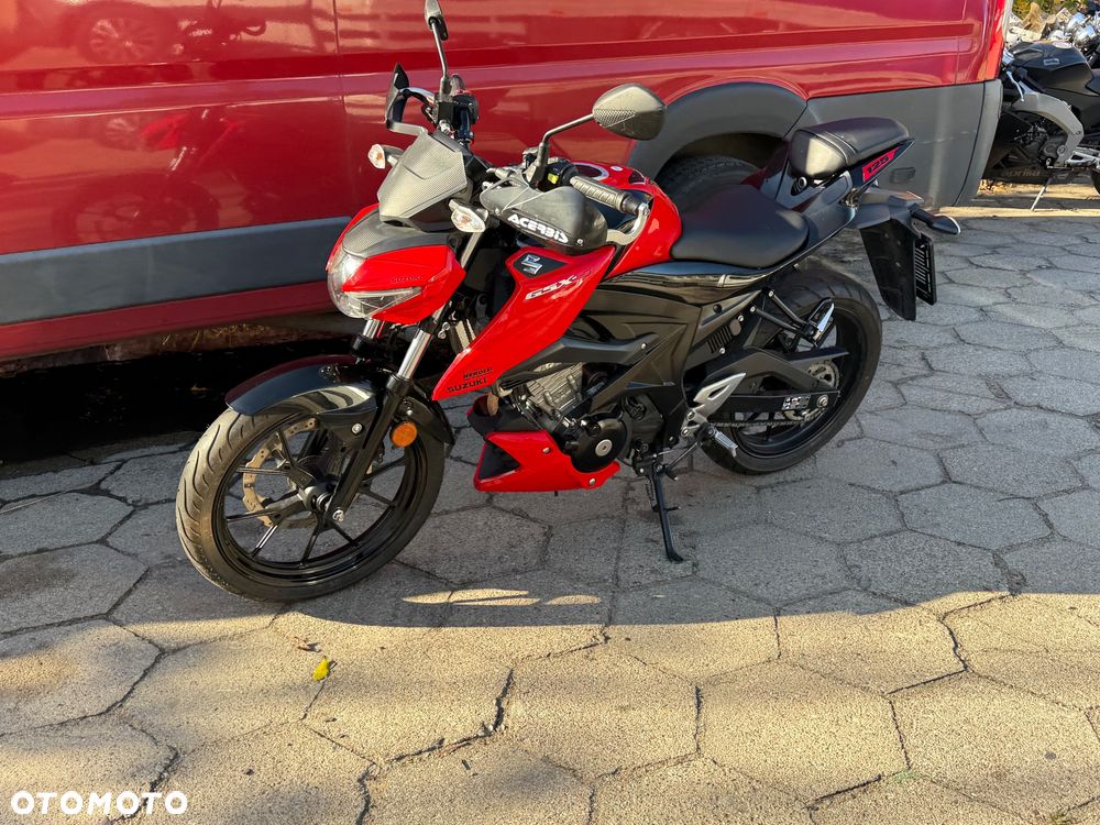 Suzuki GSX - 10