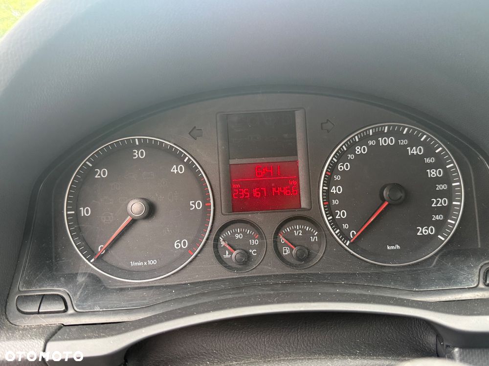 Volkswagen Golf 1.9 TDI Comfortline - 6
