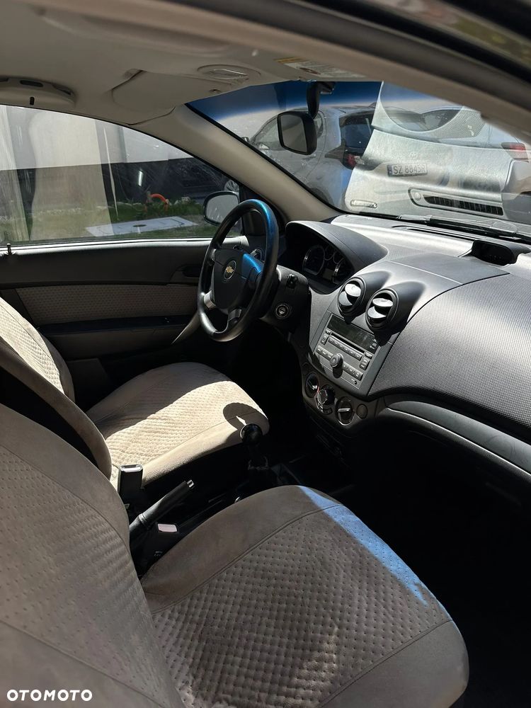 Chevrolet Aveo 1.2 S / Direct - 8