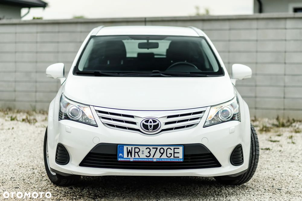 Toyota Avensis 1.8 Life - 2