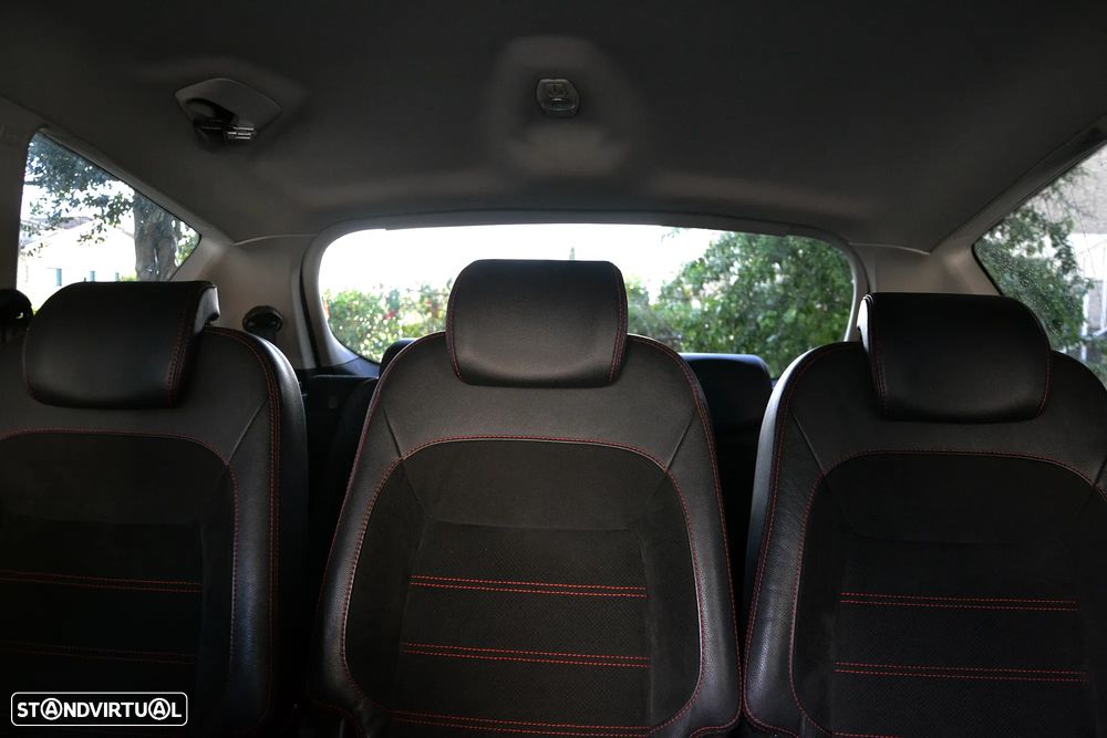 Ford S-Max 2.0 TDCi Titanium 7L 149g - 24