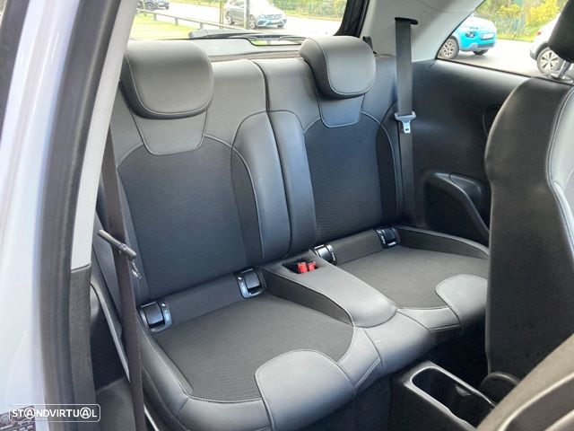 Opel Adam 1.2 Glam - 35