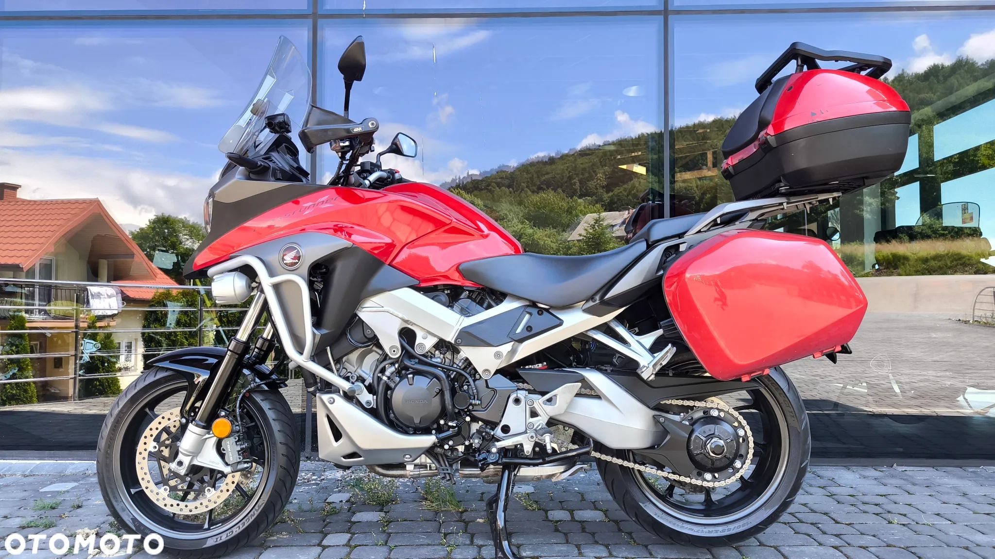 Honda VFR - 1