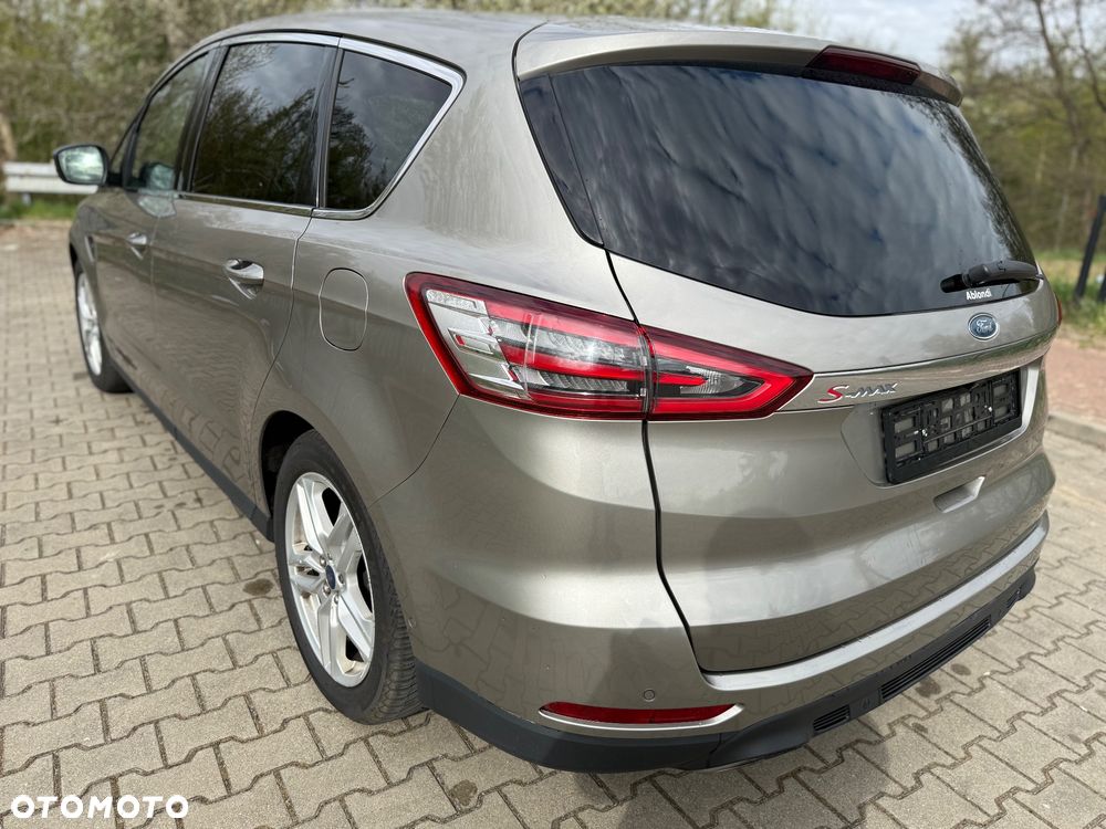 Ford S-Max 2.0 TDCi 4WD Titanium PowerShift - 10