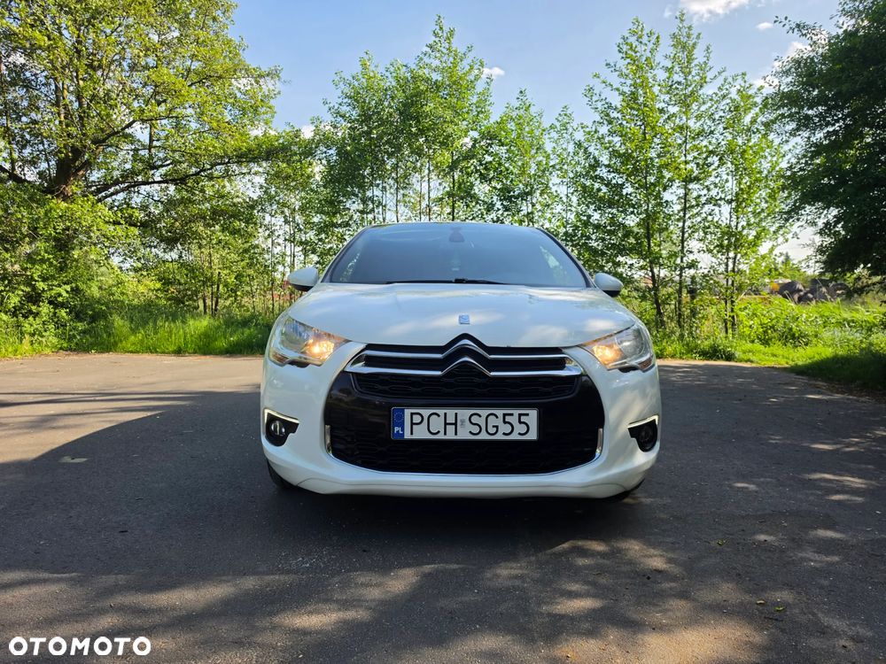 Citroën DS4 e-HDi 115 Chic - 3