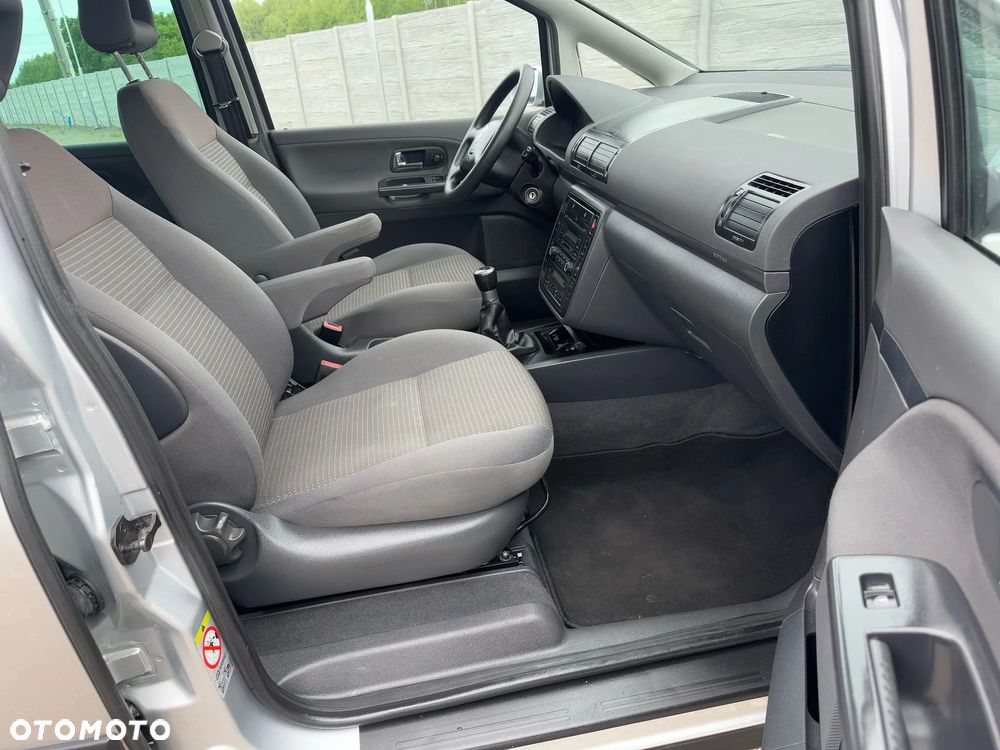 Seat Alhambra 2.0 Reference - 8