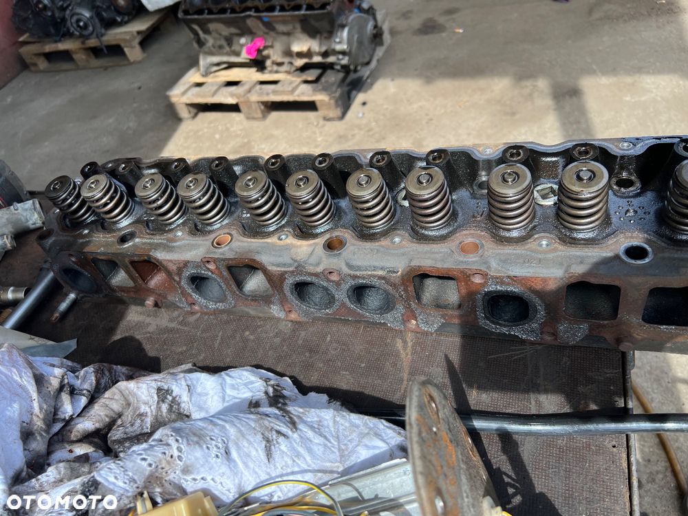 Głowica jeep wrangler yj cherokee 4.0b - 1