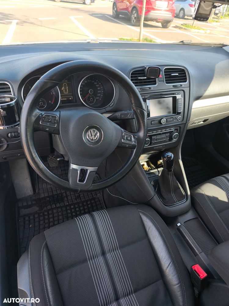Volkswagen Golf 1.6 TDI DPF BlueMotion Technology MATCH - 5
